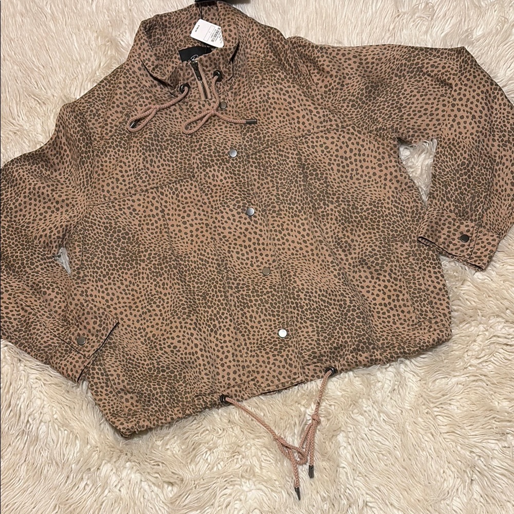 Leopard jacket (super soft!)